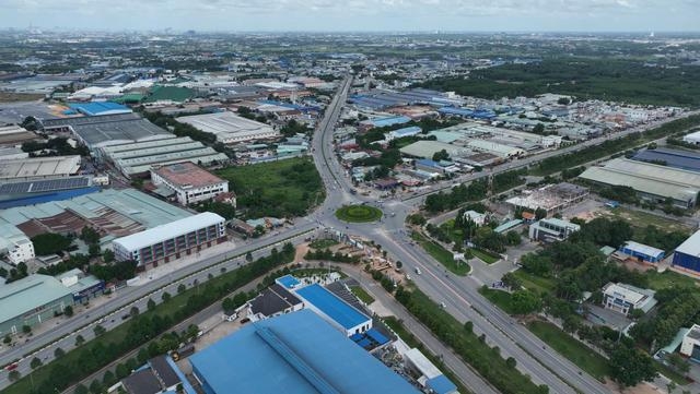 Tân Uyên tích cực điều chỉnh quy hoạch, tiến lên thành phố năm 2023 - Ảnh 2.