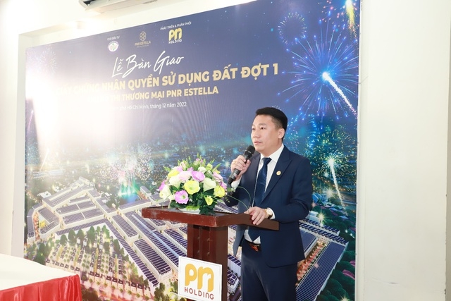 PN Holding bàn giao sổ cho cư dân PNR Estella - Ảnh 1.