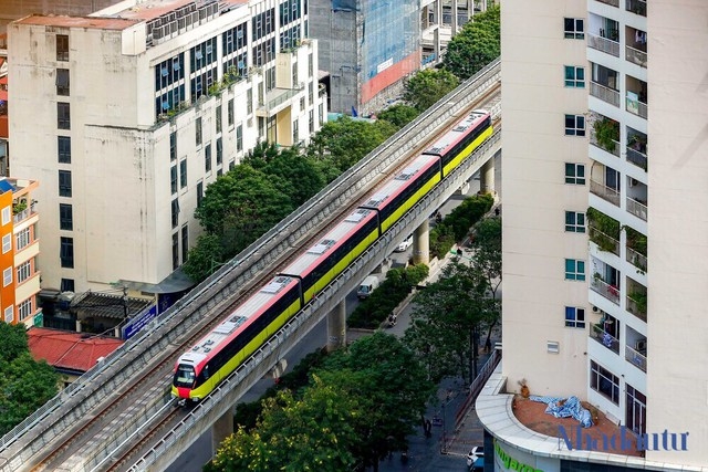 8 đoàn tàu metro Nhổn - ga Hà Nội vận hành thử trong môi trường hạn chế - Ảnh 5.