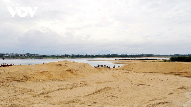 Thao túng giá cát ở Quảng Nam: DN phải trả tiền mặt với giá cắt cổ, không hoá đơn - Ảnh 5.