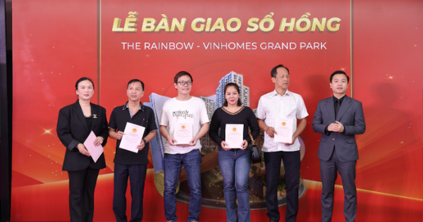 Phân khu The Rainbow – Vinhomes Grand Park chính thức bàn giao hơn 1000 sổ hồng